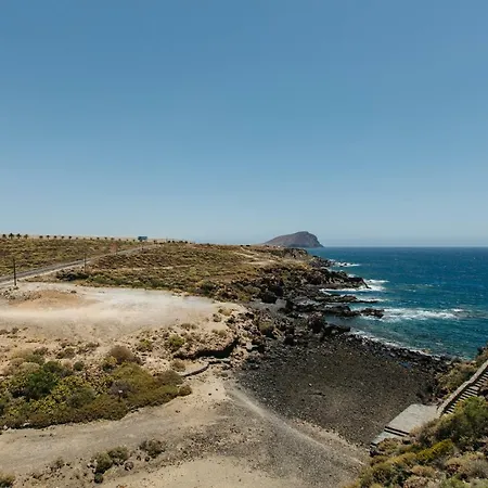 El Mirador: Sea Views From The Shore