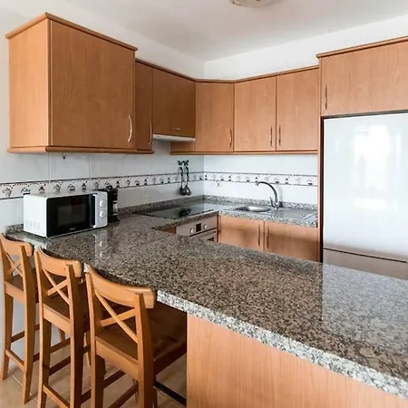 El Mirador: Sea Views From The Shore